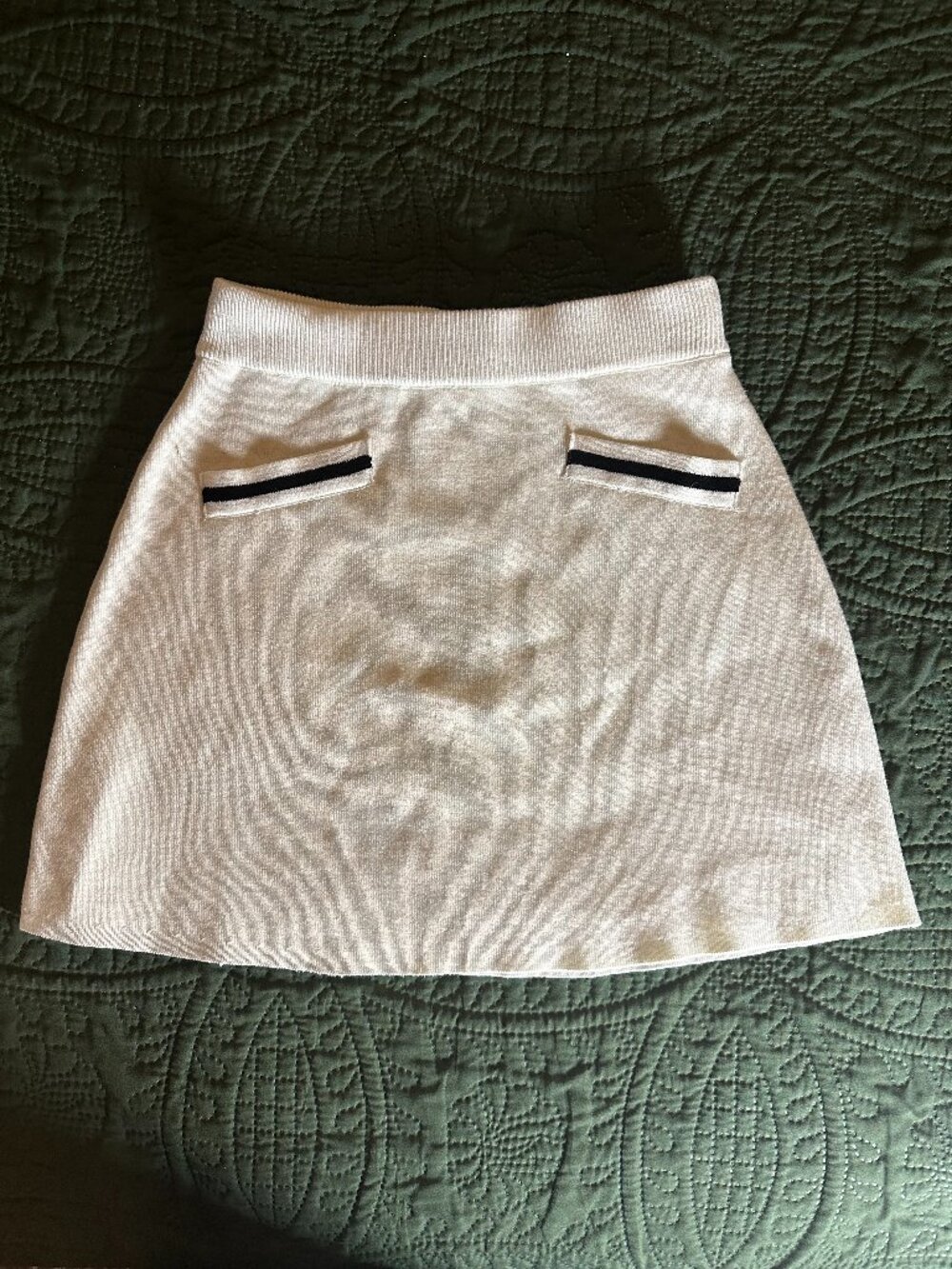 Willow & Wind White Knit Mini Skirt Contrast Striped Pocket Detail Small